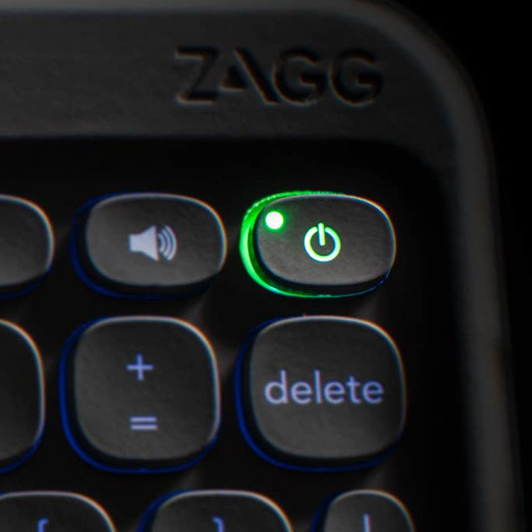 صورة Zagg Pro Keys Keyboard and case for iPad 10.2 - Black/Grey 