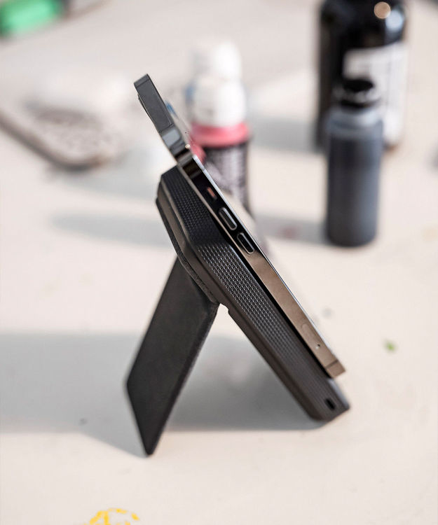 صورة Mophie Snap+ Powerstation Stand 10,000 mAh MagSafe Compatible