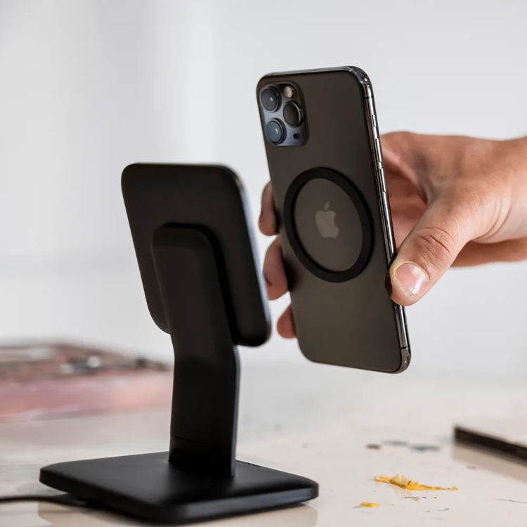 صورة Mophie Snap+ Wireless Charging Stand 15W for iPhone , Smartphones  Qi-enabled Devices