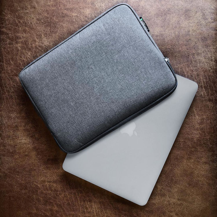 صورة Gecko Covers  Universal laptop zipper sleeve for 17 inch devices