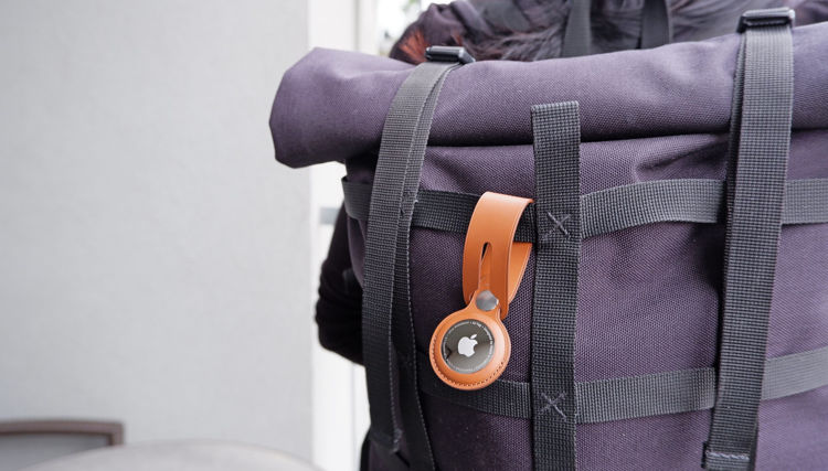 صورة AirTag Leather Loop - Saddle Brown