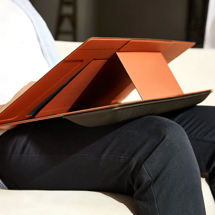 صورة MOFT Adjustable Smart Desk Mat _Oxford Blue