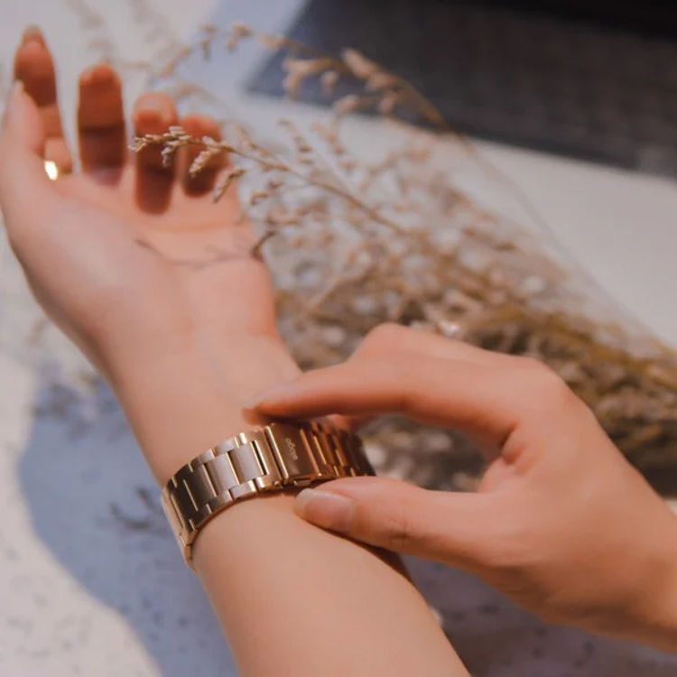 صورة Elago Apple Watch Metal Band - 38/40/41mm - Rose Gold