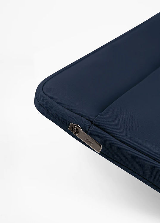 صورة UNIQ Bergen Protective water resistant laptop sleeve (Up to 14 inches) BLUE