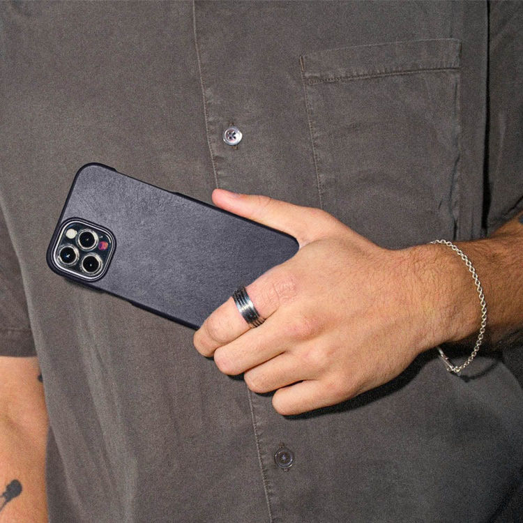 صورة A Good Company Iphone 14 - Charcoal Black Soft