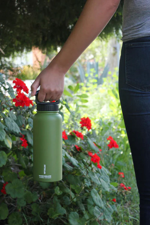 صورة Fifty Fifty 1L Vacuum-Insulated 3-Finger Lid Water Bottle in Olive Green