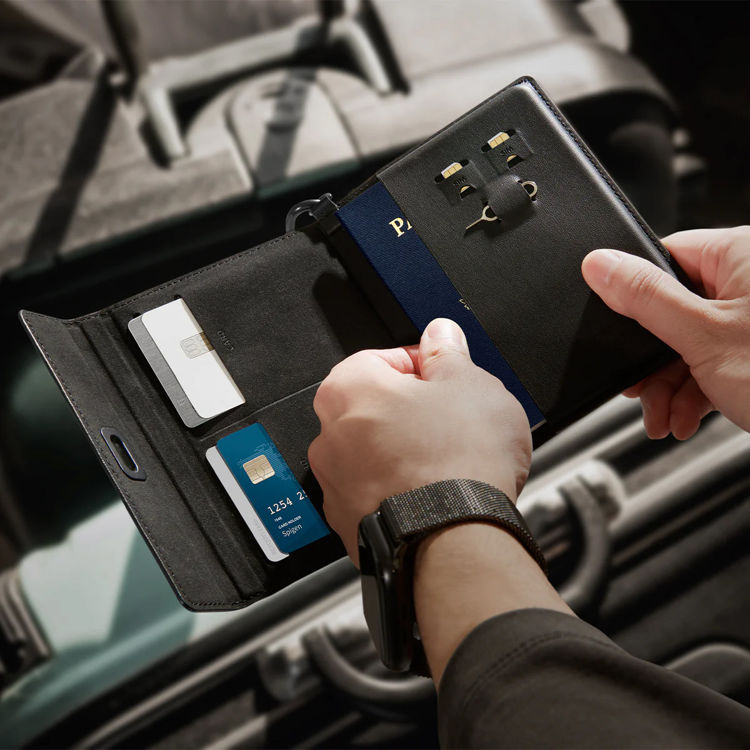 صورة SpigenSpigen Card Holder Passport Wallet Travel Documents Organizer 
