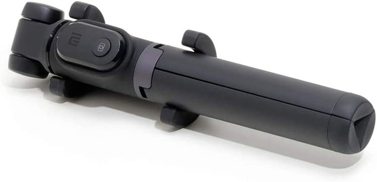 صورة XIAOMI MI SELFIE STICK TRIPOD WITH BLUETOOTH REMOTE