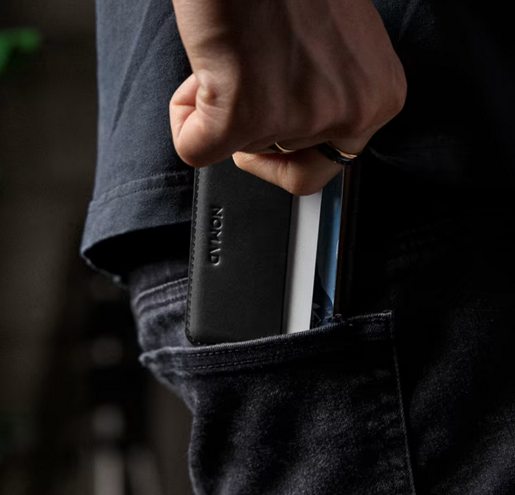 صورة Nomad Card Wallet Horween Leather - Black