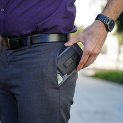 صورة MagBak Wallet | MagSafe Compatible 