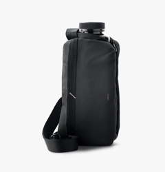 Picture of UNIQ DENVER CANVAS CROSSBODY BAG (5L) - MIDNIGHT BLACK (MIDNIGHT BLACK)